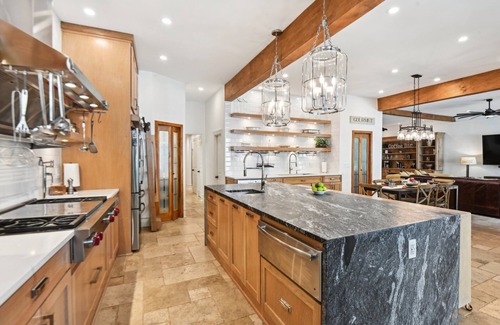 Midtown House | Spacious Atlanta Mansion. 6-bed 5 Bath home with pool & sauna. near Piedmont