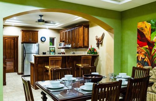 Playa Langosta Villa | Spacious beachfront 2-BR condo with Pool and a stunning sunset view