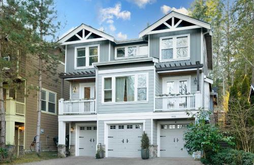 Bothell House | Spacious Bothell Family Home Close to Wine Country