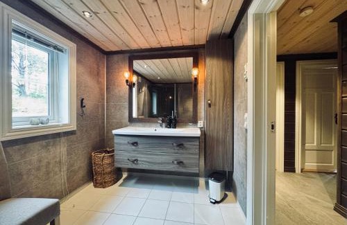 Kamben House | Spacious cabin in the mountains