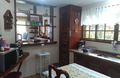 Teresopolis House | Spacious Chalet House with Pool and Barbecue Near CBF, Feirarte, Parque Nac.