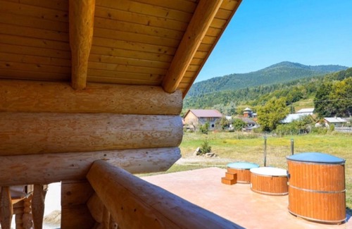 Gresu Ski Chalet | Spacious chalet in charming Greșu with Sauna and Bathtub