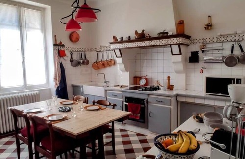 Auzances House | Spacious Character House with Pool – Sleeps 11 – Peace & Nature