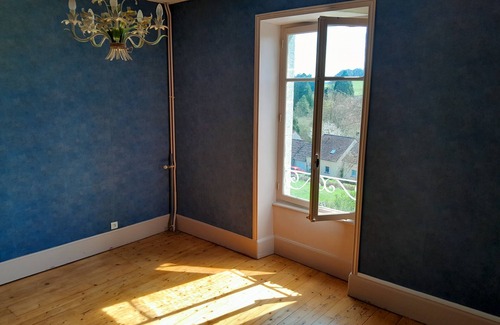 Auzances House | Spacious Character House with Pool – Sleeps 11 – Peace & Nature