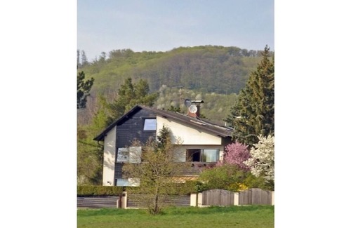 Penzing Apartment | Spacious,comfortable apartment,150m2, first floor,quiet,garden-side with terrace