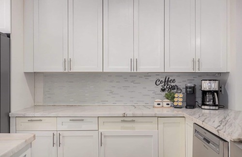 Melrose Village House | Spacious & Comfortable w/Prime Location Sleeps 12
