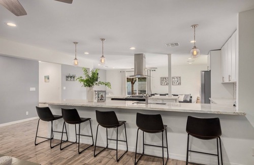 Melrose Village House | Spacious & Comfortable w/Prime Location Sleeps 12