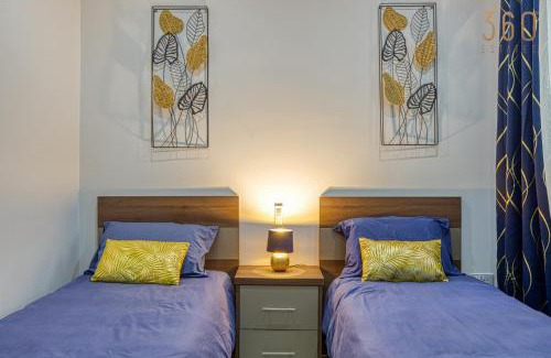 Fgura Apartment | Spacious & Cosy 3BR Apt with Private Balconies by 360 Estates