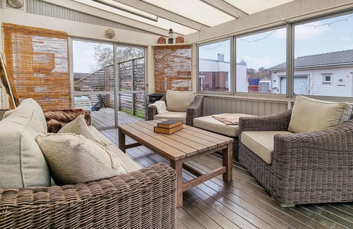 Torslanda House | Spacious cottage with sauna near the sea and a golf course