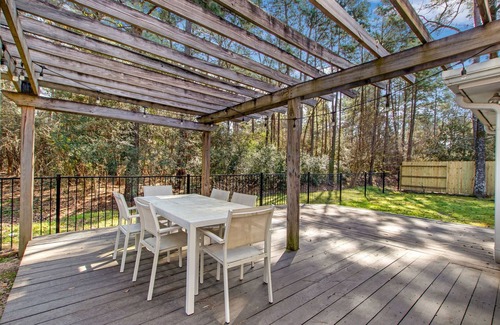 Indian Springs House | Spacious & Cozy 4BR Home in The Woodlands