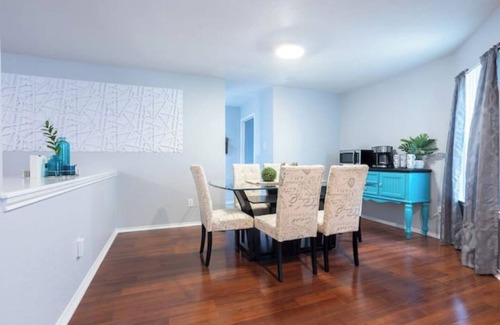 San Antonio House | Spacious DETACH OFFICE SeaWorld