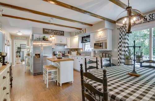 Chincoteague Cottage | Spacious + Family-friendly Home in Chincoteague!