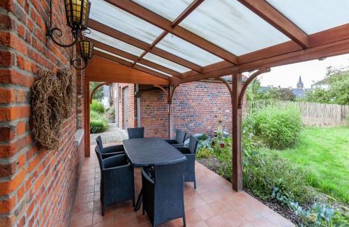 Le Bizet House | Spacious Family Home