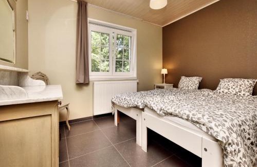 Biron Ski Chalet | Spacious Family Villa in Soy