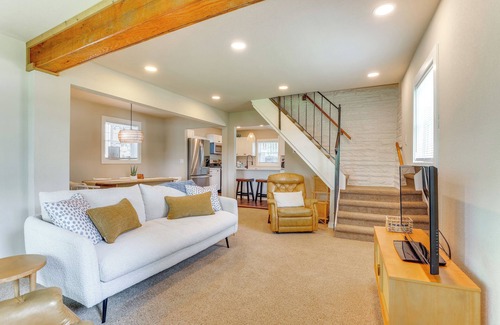 East Troy Cottage | Spacious Getaway w/Boat Dock in East Troy!