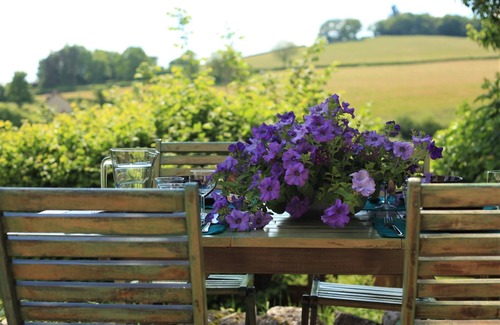 Brassy House | Spacious gite with charm in the heart of the Morvan