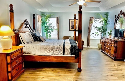 Windwood Bay House | Spacious home w South-facing pool near Disney and Champions Gate
