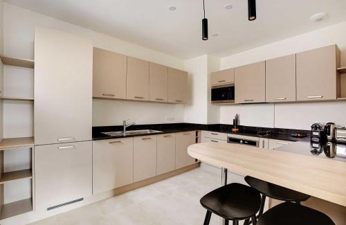 Republique–Point-du-Jour Apartment | Spacious house 4BDR 7P - Boulogne Billancourt