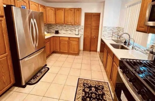 Valley Stream House | Spacious house 10 minutes from JFK Airport for a large family