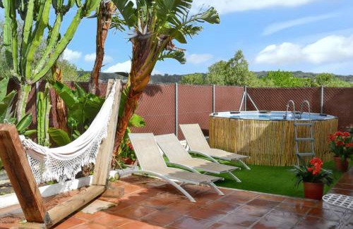 San Ambrosio House | Spacious House with Private Pool El Soto