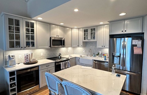 Sunapee House | Spacious Lake Sunapee Townhome in Granliden Community