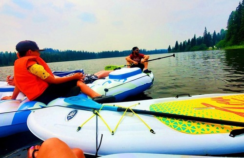Bridge Lake RV Rental | Spacious Lakefront Campsites