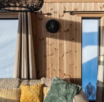 Krodsherad Cabin | Spacious lodge with sauna, ski centre