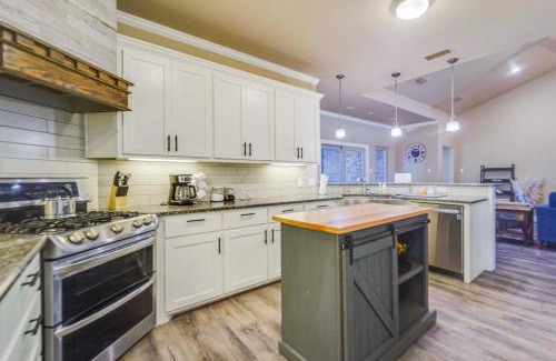 Lubbock House | Spacious Lubbock Home with Private Pool and Yard!