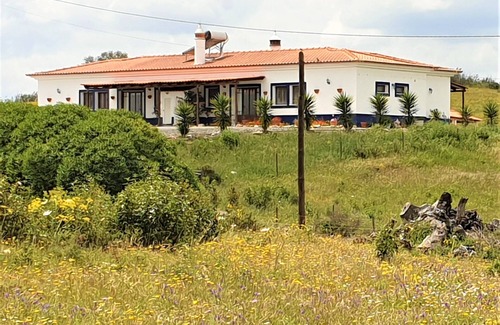 Ourique House | Spacious luxury country house. Shared pool. Fully wheelchair accessible