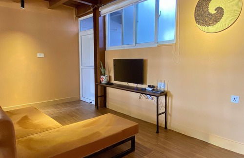 Thamel Apartment | Spacious & modern 750 sq ft. BOHO style studio apartment in central Thamel, KTM!