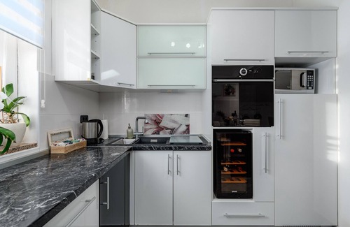 Murine Apartment | Spacious, modern apartment with two bedrooms