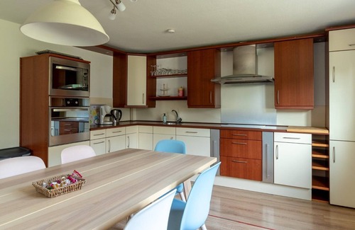 Untervalme House | Spacious, modern vacation home with large garden, near Winterberg