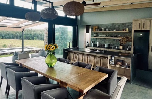 Mogale City Other | Spacious modern farmhouse on 16 hectaresnn