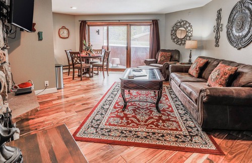 Old Town Condo | Spacious Mountain Condo w/Free WiFi, Private Washer/Dryer, and Shared Hot Tub