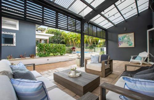Collaroy House | Spacious Oceanview Escape with Pool and Cabana