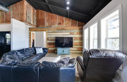 Palo Pinto House | Spacious Palo Pinto Home Private Dock and Pool