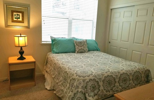 Dupont House | Spacious pool Condo In Denver Near downtown and airport