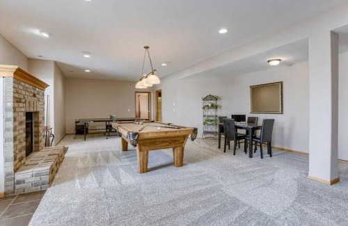 Omaha House | Spacious Pool House with tons of amenities!