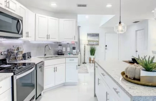 Davenport House | Spacious Relaxing Home Orlando, Disney, Universal