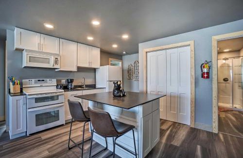Saratoga Apartment | Spacious Saratoga Condo with Mountain Views!