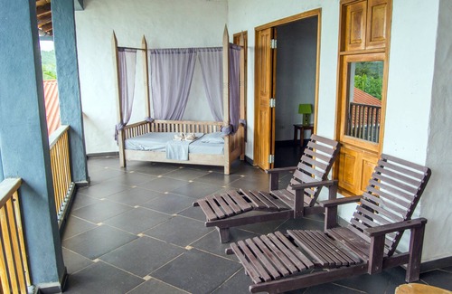 Torio House | Spacious studio with ocean view | Beachfront Boutique Hotel | pool & restaurant