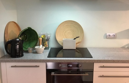 Pezenas Apartment | Spacious, stylish, comfortable apartment in the historic ❤️ of Pézenas.