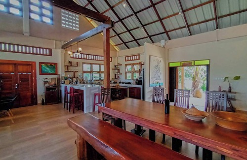 Saphli Villa | Spacious, breezy, and full of character beachfront villa, Chumphon,Thailand