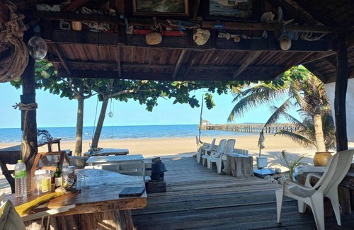 Saphli Villa | Spacious, breezy, and full of character beachfront villa, Chumphon,Thailand