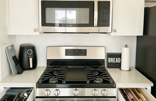 Georgetown House | Spacious Townhome in Georgetown