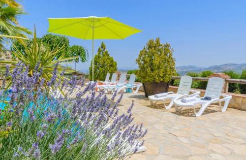 Priego de Cordoba Villa | Spacious villa with pool in Priego de Córdoba - 350 m²