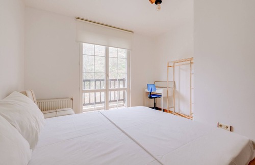 Sapanca Villa | Spacious Villa w Garden, Fireplace in Sapanca