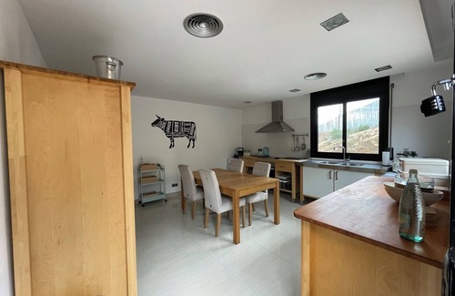 Mas Altaba Villa | Spacious Villa with Private Pool & Gym – less than 20 min from Beach