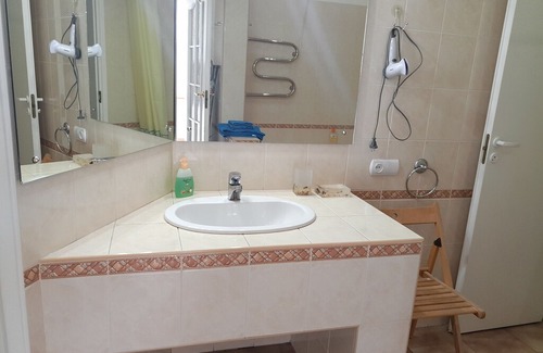 Verkhnie Misto Apartment | Spacy 2room apt in the center of Kiev