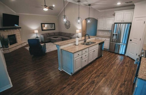 Lubbock House | Spark Getaways: The Ricardo